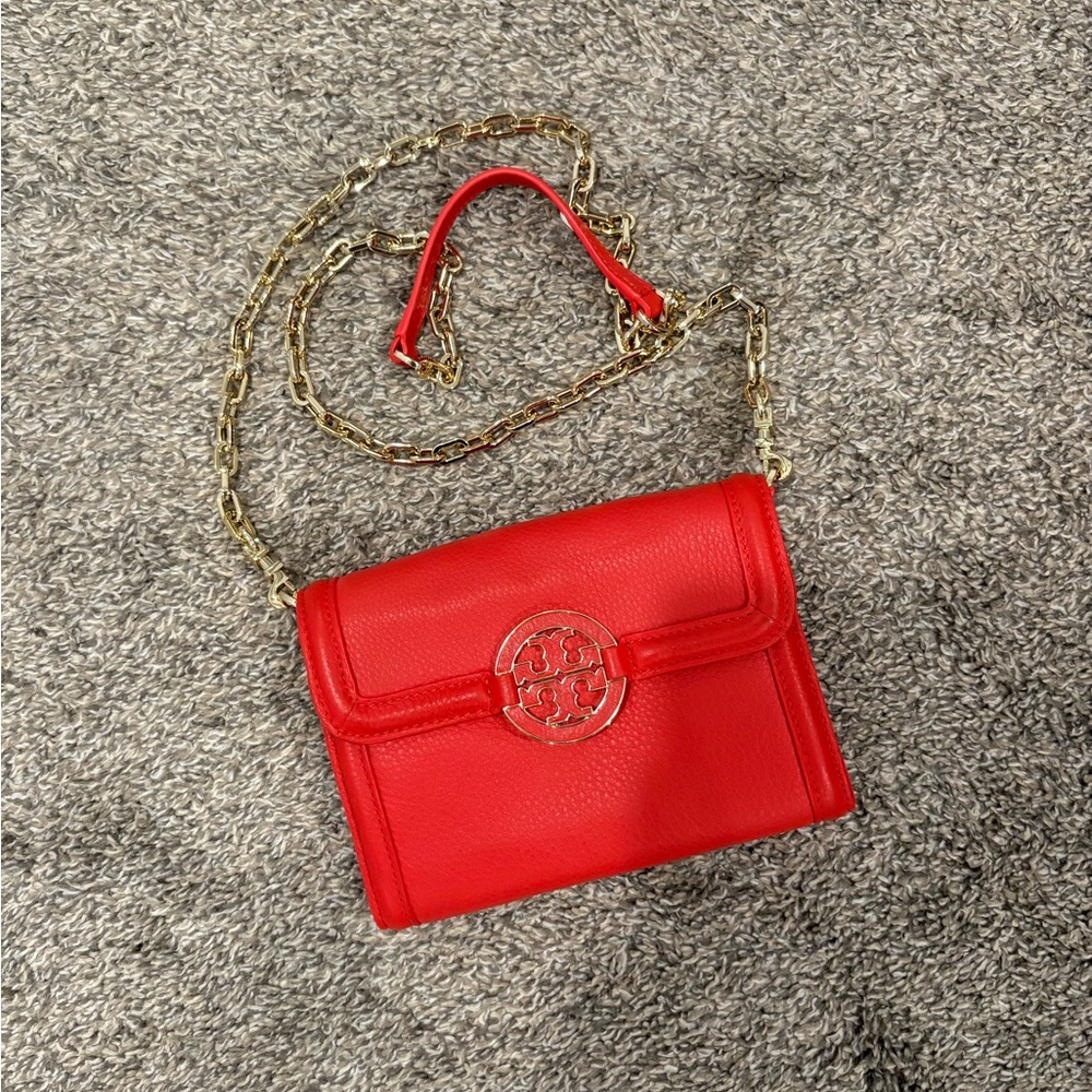 Tory Burch Amanda leather chain clutch crossbody bag